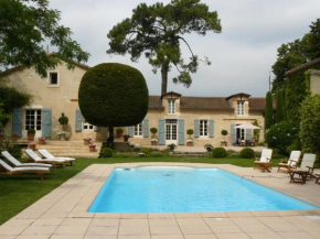  Château Larroze  Каузак-Сюр-Вер